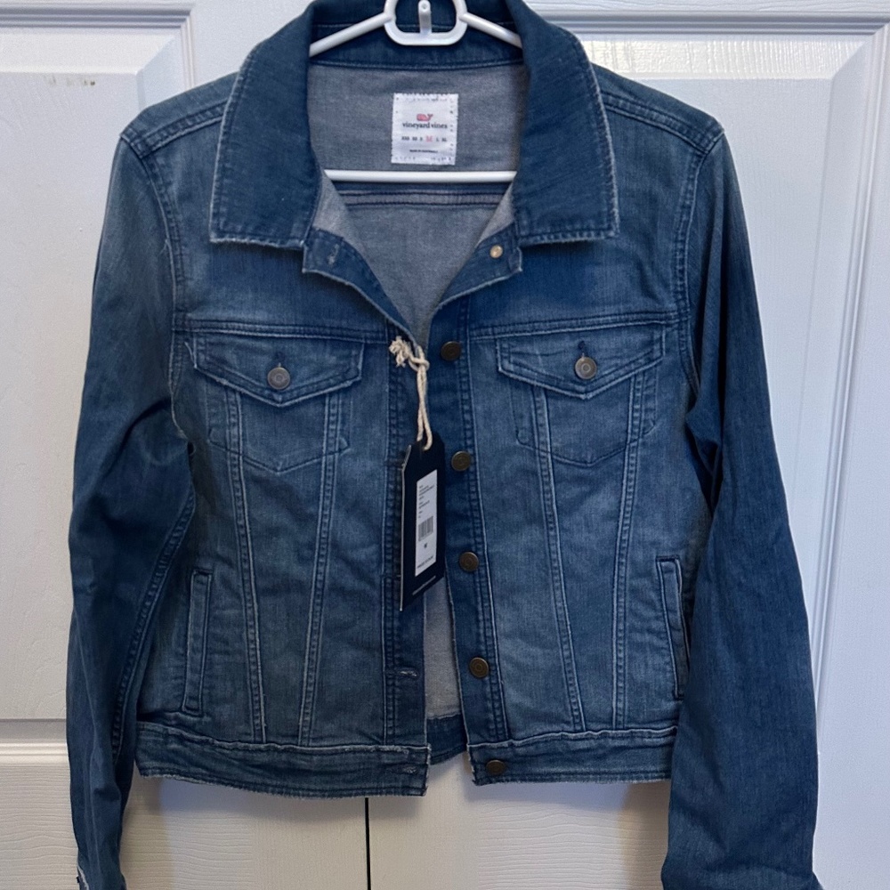 Vineyard Vines denim jacket